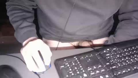 clluch95 online show from November 10, 11:26 am