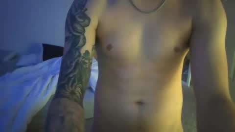 Snapshot of clouds420gamer chatting on December 9, 6:34 am Daryl Rose online show from December 9, 6:34 am