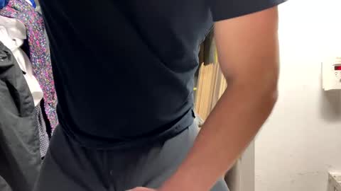 clovershit1 online show from November 15, 1:57 pm