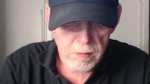 Snapshot of cockreadynow4u chatting on October 18, 5:56 am cockreadynow4u online show from October 18, 5:56 am