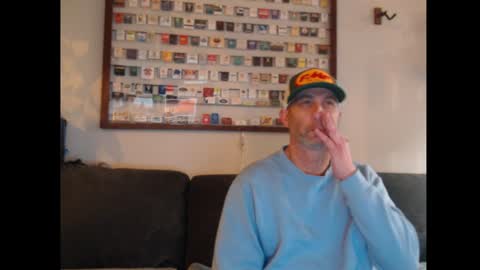 Snapshot of coconut13 chatting on December 2, 11:32 am coconut13 online show from December 2, 11:32 am