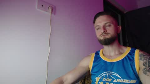 colin hopex  online show from January 19, 9:02 pm