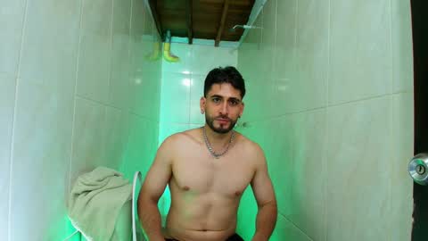 colin_stone online show from October 3, 11:10 pm