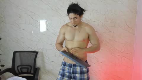 Connor online show from March 20, 3:32 am