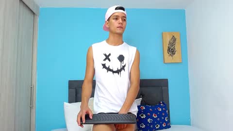 Connor online show from January 12, 10:33 pm