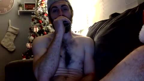 Snapshot of constructionmike1 chatting on December 8, 6:43 am constructionmike1 online show from December 8, 6:43 am