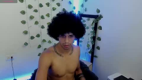 Aaron  online show from October 16, 2:14 pm