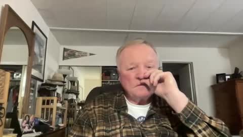 cookoosnest online show from December 4, 4:10 am