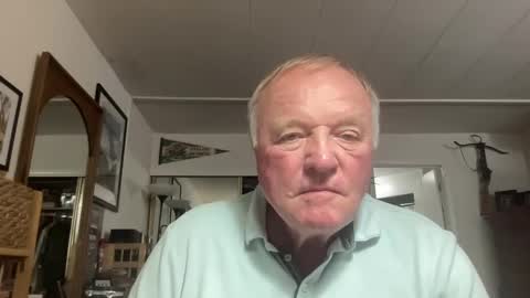 cookoosnest online show from October 4, 4:39 am