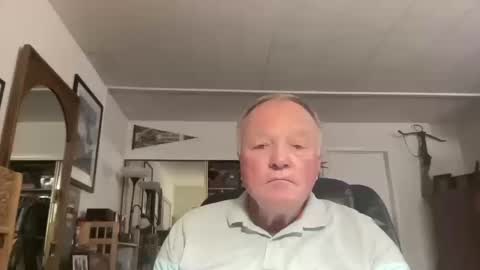 cookoosnest online show from October 18, 4:39 am