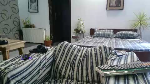 Cool2Buddies online show from June 18, 4:25 am