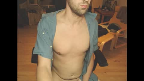 coolnerdguy79 online show from January 5, 8:23 pm