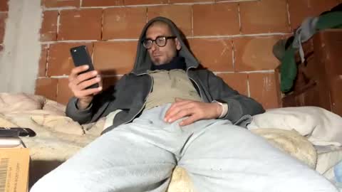 Corrado online show from February 11, 4:56 pm