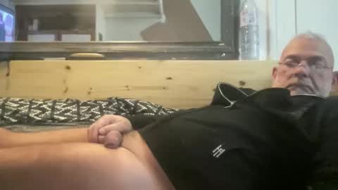 crapaud75018 online show from October 21, 9:56 am