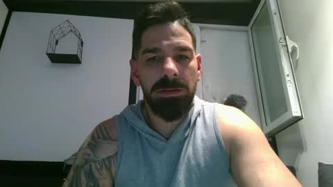 Snapshot of crazycouple1011 chatting on February 1, 11:58 pm funcouple online show from February 1, 11:58 pm