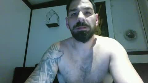 Snapshot of crazycouple1011 chatting on February 9, 11:46 pm funcouple online show from February 9, 11:46 pm