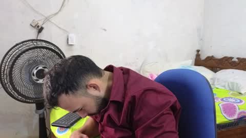 cris_simons online show from December 30, 1:04 am