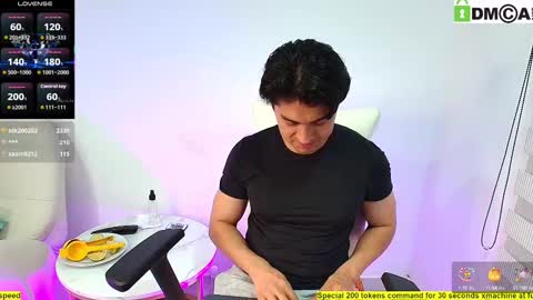  Criss Evans  online show from October 15, 11:45 pm