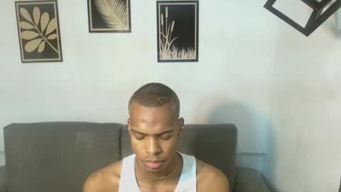 criss_zuri online show from October 1, 11:36 am