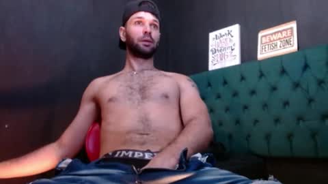 cristian hot9 online show from February 9, 5:22 pm