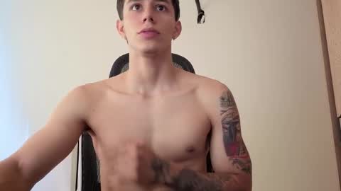 cristopher23  online show from February 4, 1:50 pm