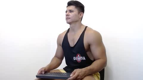 Leo online show from February 6, 4:42 am