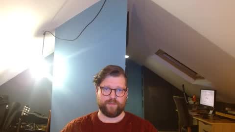 crouchendtiger online show from January 8, 5:05 pm