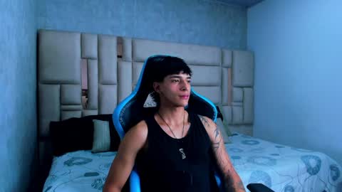 Croy online show from April 15, 9:26 pm