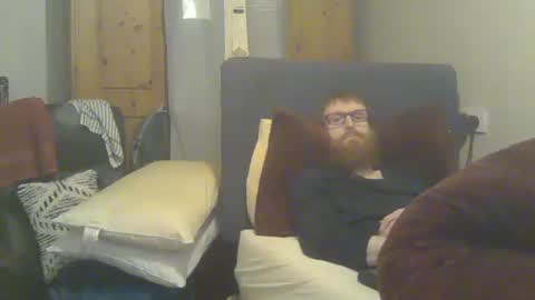 chris online show from April 17, 11:51 pm