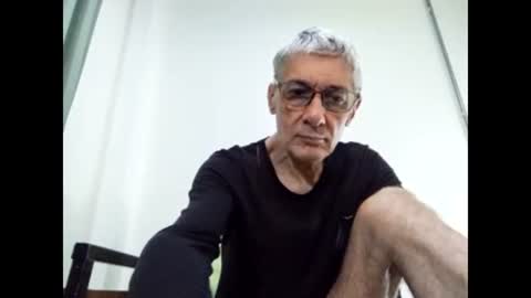 Snapshot of cucaio18 chatting on January 10, 12:59 am BIG UNCUT HARD COCK online show from January 10, 12:59 am