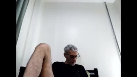 Snapshot of cucaio18 chatting on January 22, 10:18 am BIG UNCUT HARD COCK online show from January 22, 10:18 am