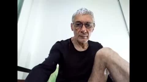 Snapshot of cucaio18 chatting on January 2, 1:49 am BIG UNCUT HARD COCK online show from January 2, 1:49 am