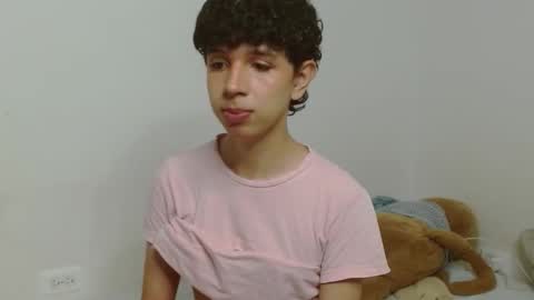 Cuddly online show from February 4, 10:54 am