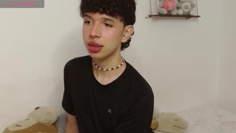 Cuddly online show from February 21, 6:25 am