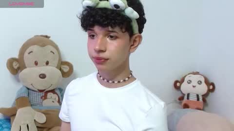 Cuddly online show from October 22, 4:16 am