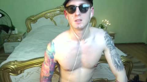 Snapshot of cum_arsen chatting on September 23, 7:35 pm Cum Sick online show from September 23, 7:35 pm