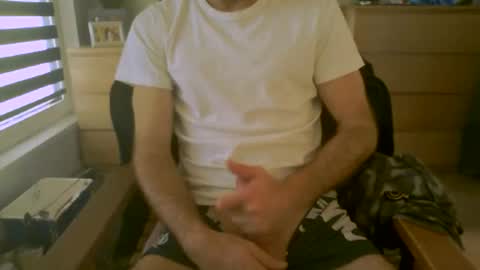 Snapshot of cumbigdick311 chatting on February 4, 2:53 pm cumbigdick311 online show from February 4, 2:53 pm