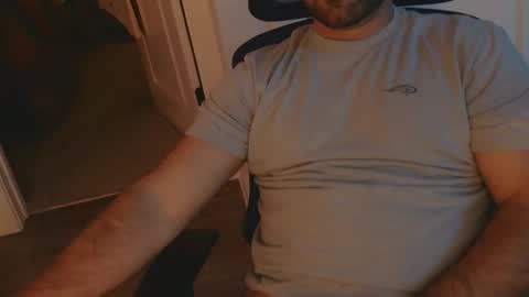 cummmg23 online show from December 22, 6:10 am