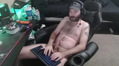 cumslinger2003 online show from December 14, 1:18 pm