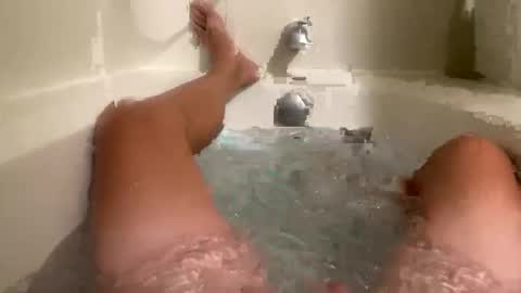 cumslowlyforu online show from December 28, 2:44 pm