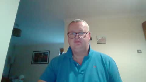 Snapshot of curiousax77 chatting on December 28, 10:14 am curiousax77 online show from December 28, 10:14 am