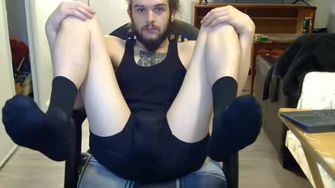 curiouss25 online show from November 14, 4:59 am