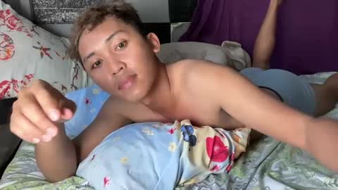 curly_iron online show from April 4, 6:21 am