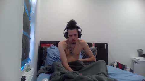 curlyandmixed online show from December 24, 7:55 pm