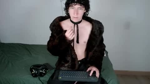 Noah online show from March 3, 3:25 am