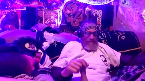 Snapshot of curtisbaldwin805 chatting on February 13, 8:38 am Curtisdow420 online show from February 13, 8:38 am