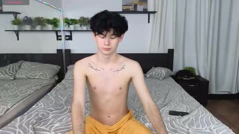 Mike online show from November 15, 12:45 am