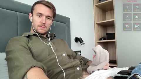 cute_skywalker online show from September 24, 10:46 am