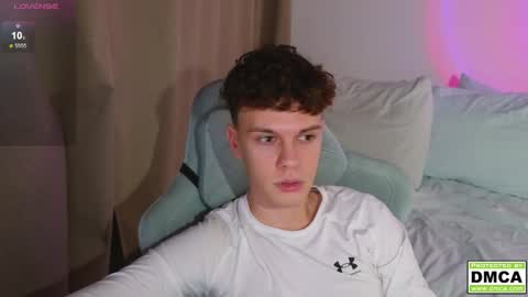 Thomas -  online show from December 4, 7:43 pm