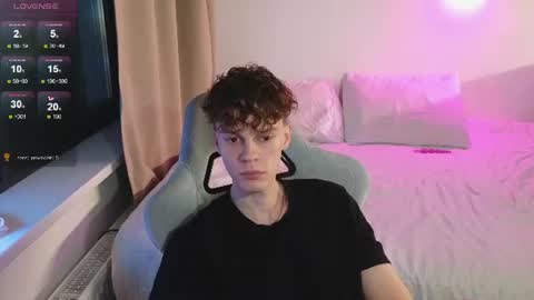 Thomas -  online show from July 14, 8:04 pm